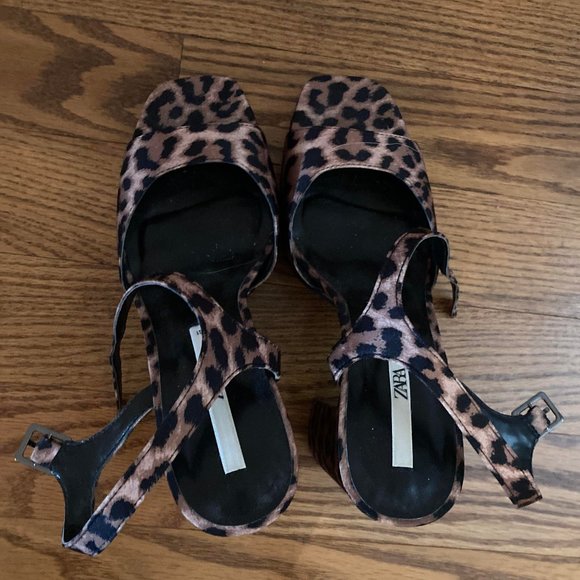 Zara Leopard Print High Heeled Platform Sandals - Picture 5 of 6